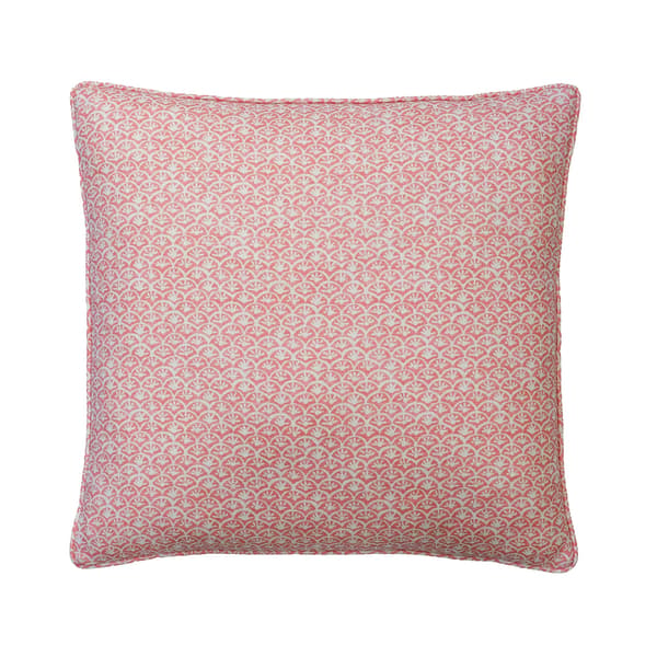 Coussin décoratif Daisy Geranium Plumes durables | Andrew Martin - vue principale | REMO-HOME