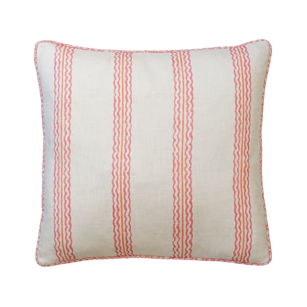 Coussin décoratif Rhubarb Geranium Plumes durables | Andrew Martin - vue principale | REMO-HOME
