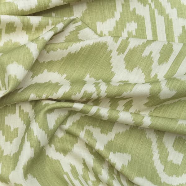 Tissu d'ameublement Otter Leaf | Andrew Martin - vue de détail | REMO-HOME