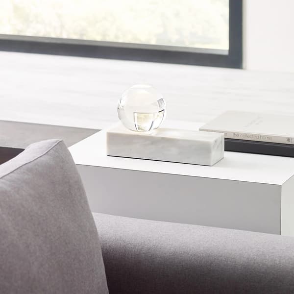 Lampe de table Mina White Marble | Andrew Martin - vue de détail | REMO-HOME
