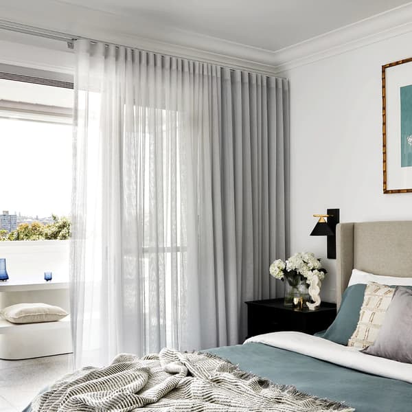 Applique murale Cleo Black | Andrew Martin - vue de détail | REMO-HOME