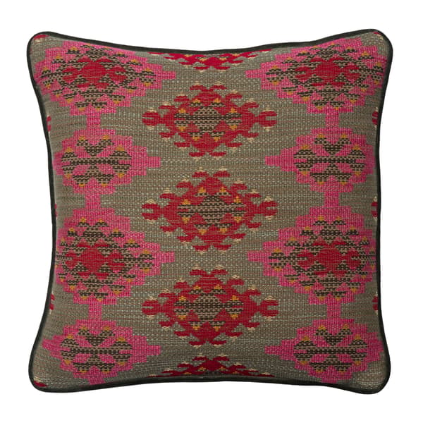 Coussin décoratif Orillo Pink Plumes durables | Andrew Martin - vue principale | REMO-HOME