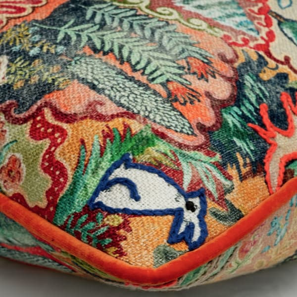Coussin décoratif Forest Multi Plumes durables | Andrew Martin - vue de détail | REMO-HOME