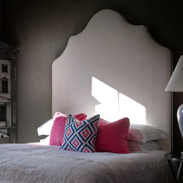 Tissu d'ameublement Bomore Ivory | Andrew Martin - vue de détail | REMO-HOME