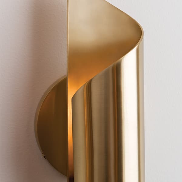 Applique murale Evie Brass | Andrew Martin - vue de détail | REMO-HOME