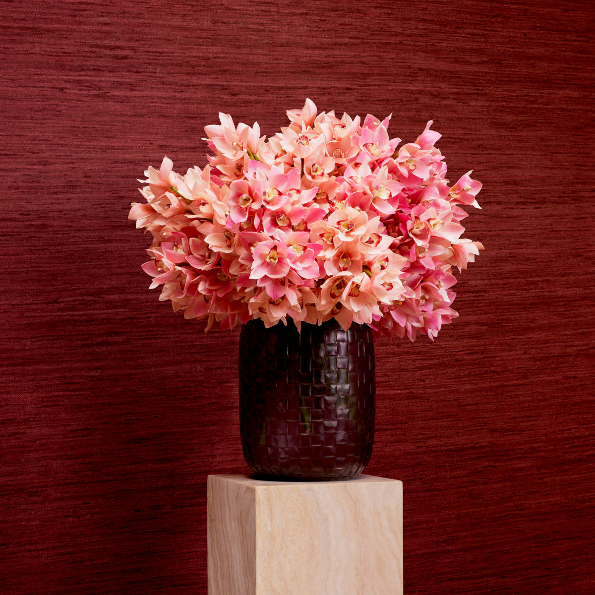 Bouquet de Cymbidium en tons de rose et de pêche | Eichholtz Bouquet of Cymbidium Orchids - vue de détail | REMO-HOME