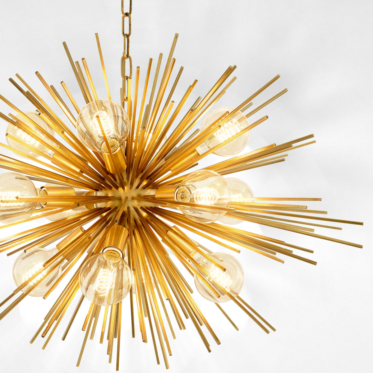 Chandelier en laiton mat | Eichholtz Boivin - vue de détail | REMO-HOME
