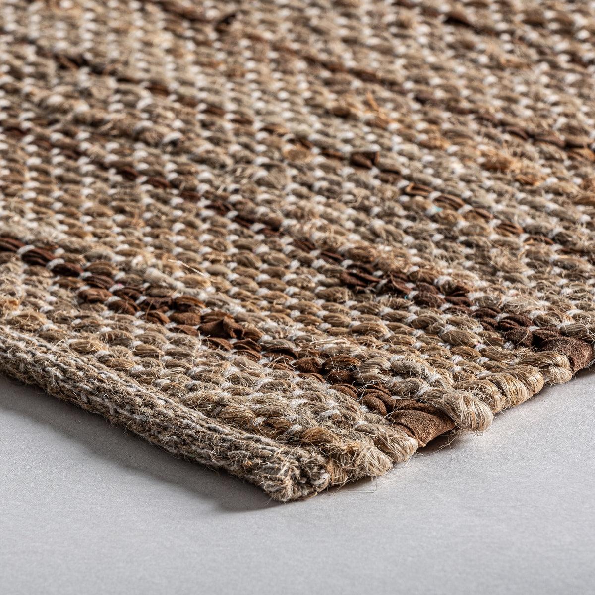 Tapis en jute marron 240 x 350 cm | Vical Thimba | REMO, mobilier et décoration d'intérieur