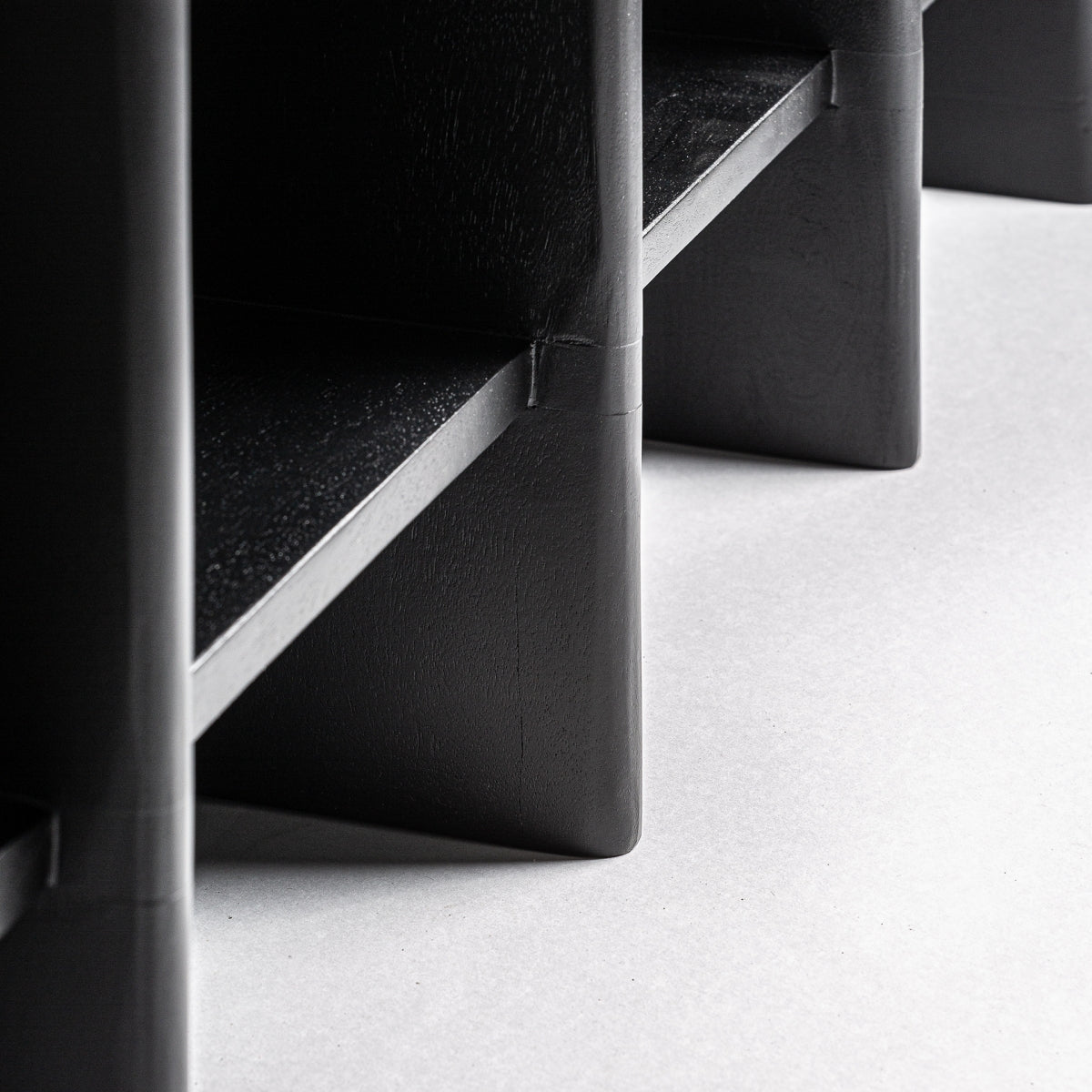 Console en manguier et marbre noir | Vical Nara | REMO, mobilier et décoration d'intérieur
