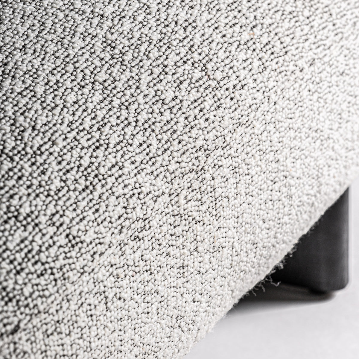Canapé 4 places bouclé gris | Vical Nara | REMO, mobilier et décoration d'intérieur