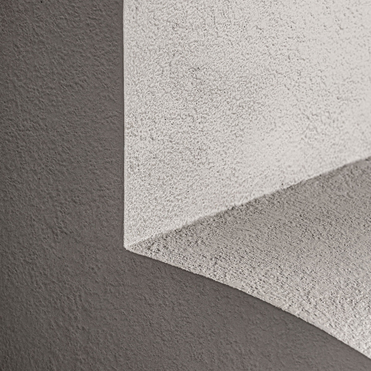 Table basse en ciment blanc cassé | Vical Trim | REMO-HOME, mobilier et décoration d'intérieur