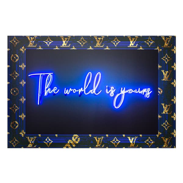 Sculpture néon World Is Yours Black/Blue | Andrew Martin - vue principale | REMO-HOME