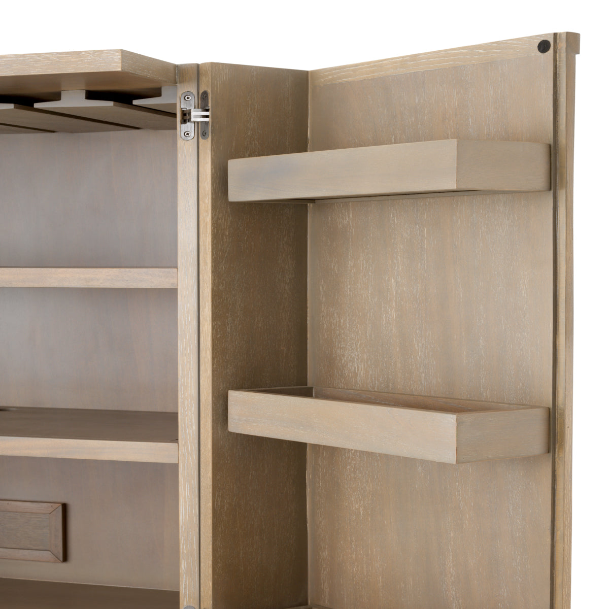 Buffet en placage de chêne blanchi | Eichholtz Highland - vue d'ambiance | REMO-HOME