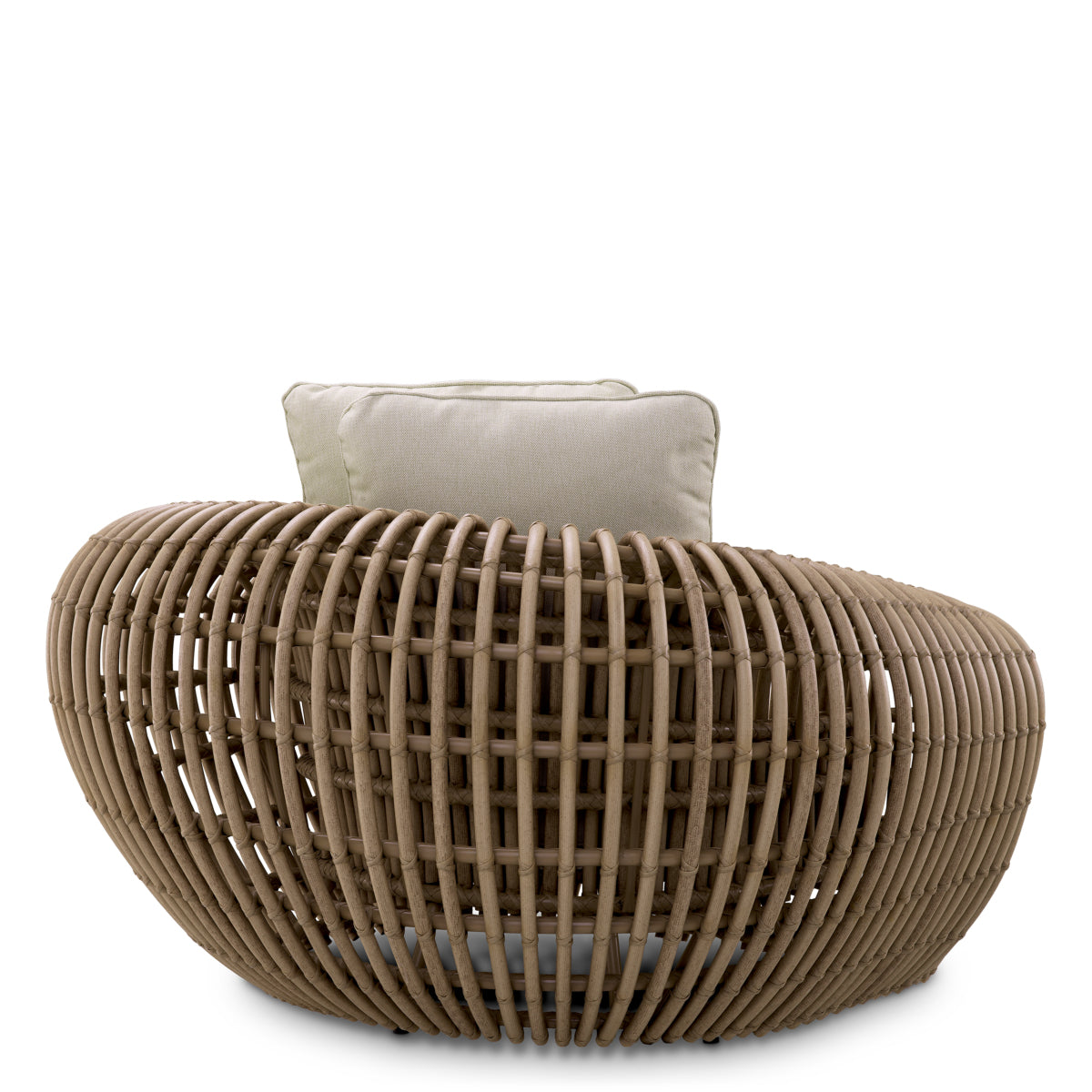 Chaise d'extérieur en faux rotin sable | Eichholtz Siderno - vue d'ambiance | REMO-HOME