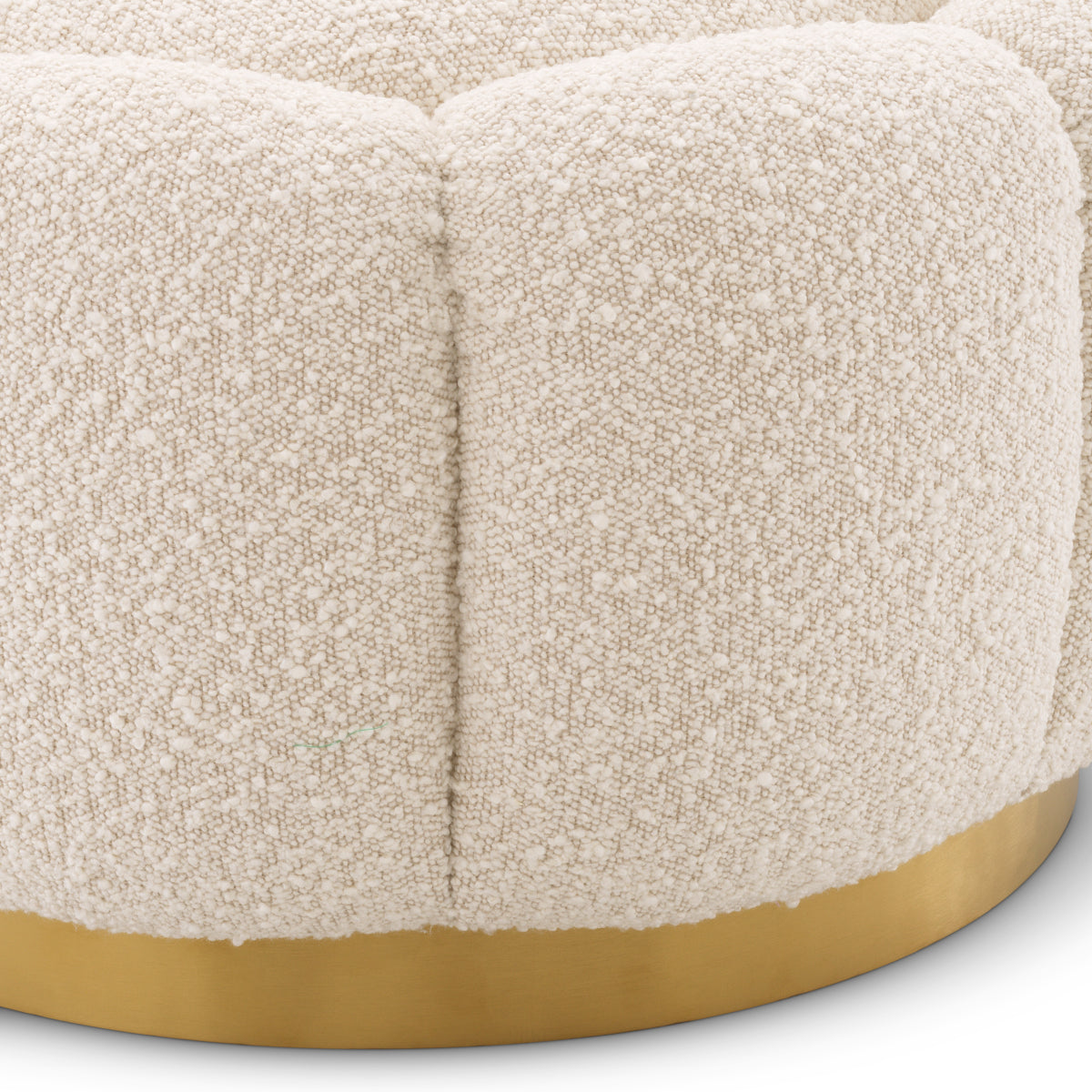 Ottoman en bouclé crème | Eichholtz Inger - vue d'ambiance | REMO-HOME