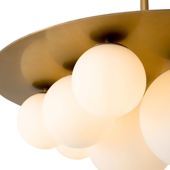 Lustre doré en verre blanc | Eichholtz Orsini