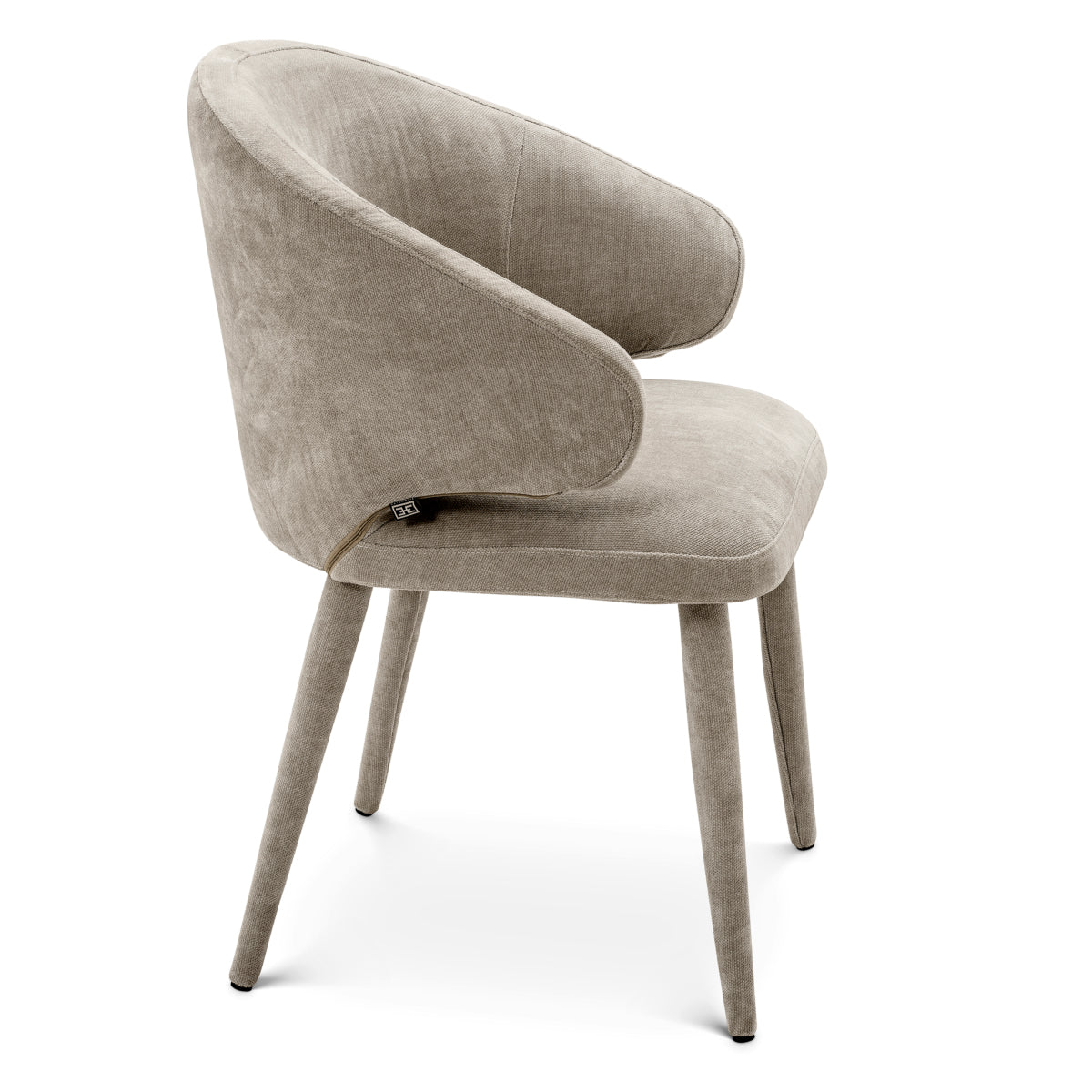 Chaise de salle à manger en clarck sand | Eichholtz Cardinale - vue d'ambiance | REMO-HOME