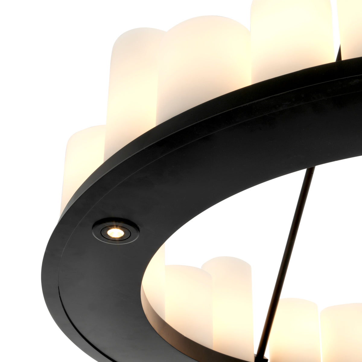 Chandelier en finition noire | Eichholtz Commodore - vue d'ambiance | REMO-HOME