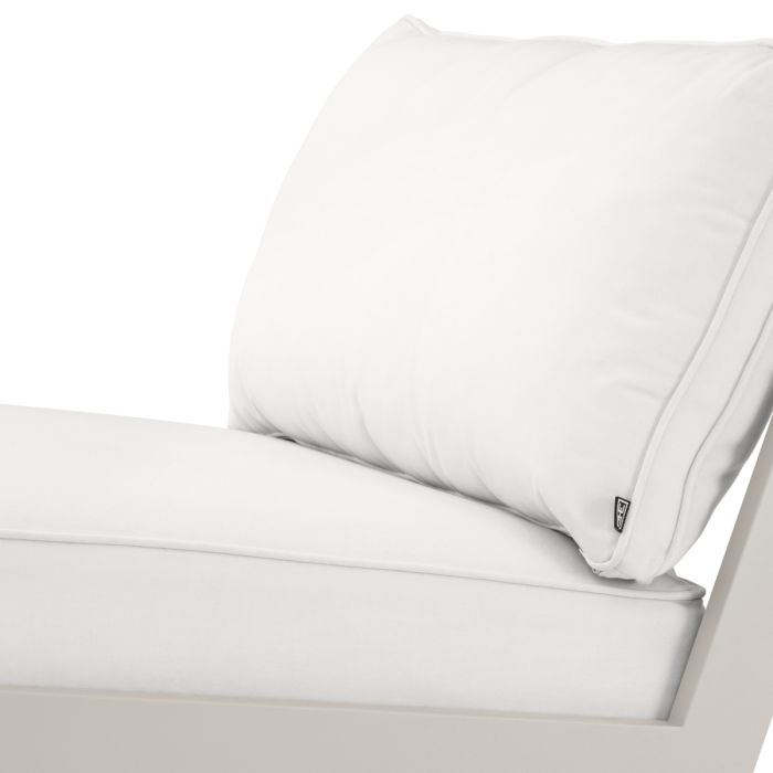 Fauteuil d'extérieur en métal sable | Eichholtz Lomax