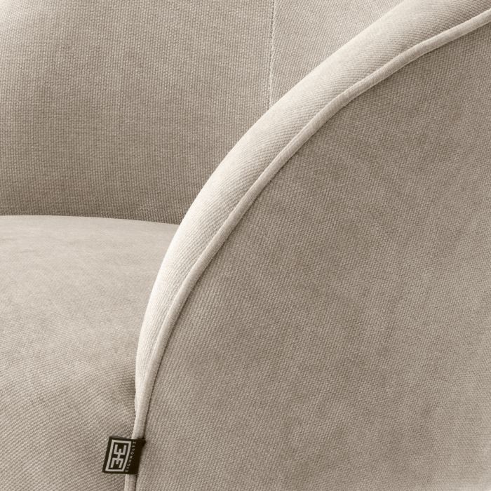 Chaise de salle à manger pivotante en tissu sable | Eichholtz Masters