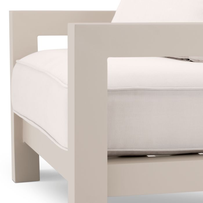 Fauteuil d'extérieur en métal sable | Eichholtz Cap-Antibes