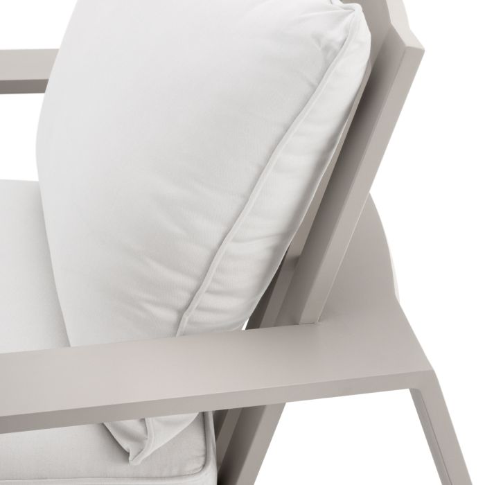 Fauteuil d'extérieur en métal sable | Eichholtz Belle Vue