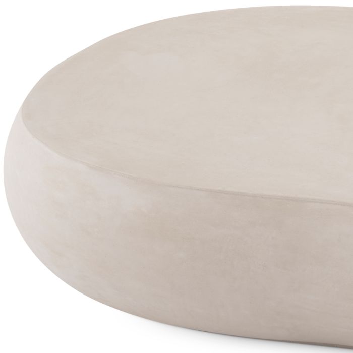 Table basse extérieur en béton crème | Eichholtz Prime