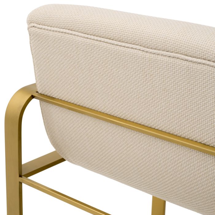 Chaise de comptoir dorée en tissu sable | Eichholtz Olsean