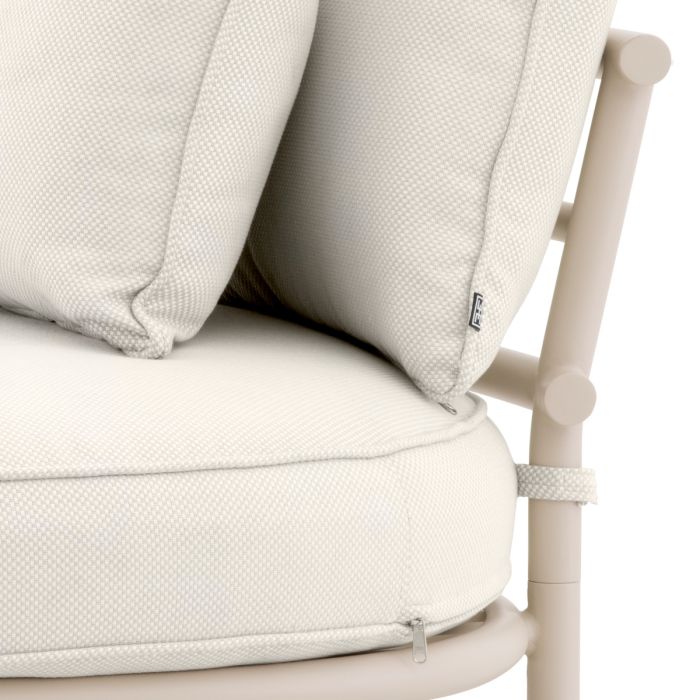 Fauteuil d'extérieur rond en métal sable | Eichholtz Laguno