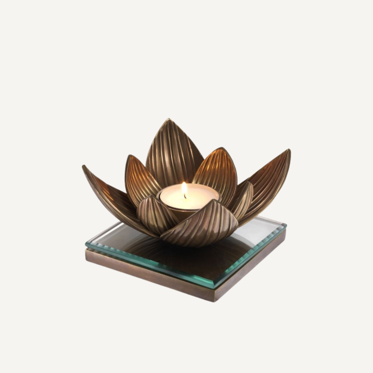 Beougoir en laiton vieilli | Eichholtz Lotus | HOME, mobilier et décoration d'intérieur