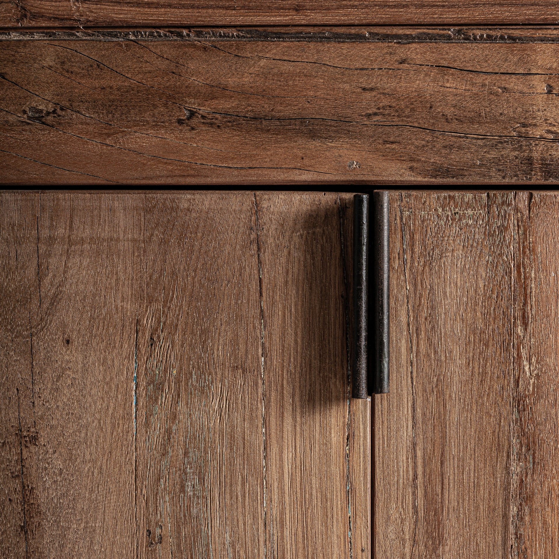 Buffet Compact Fer Noir | VICAL Selby | REMO-HOME, mobilier design et décoration d'intérieur