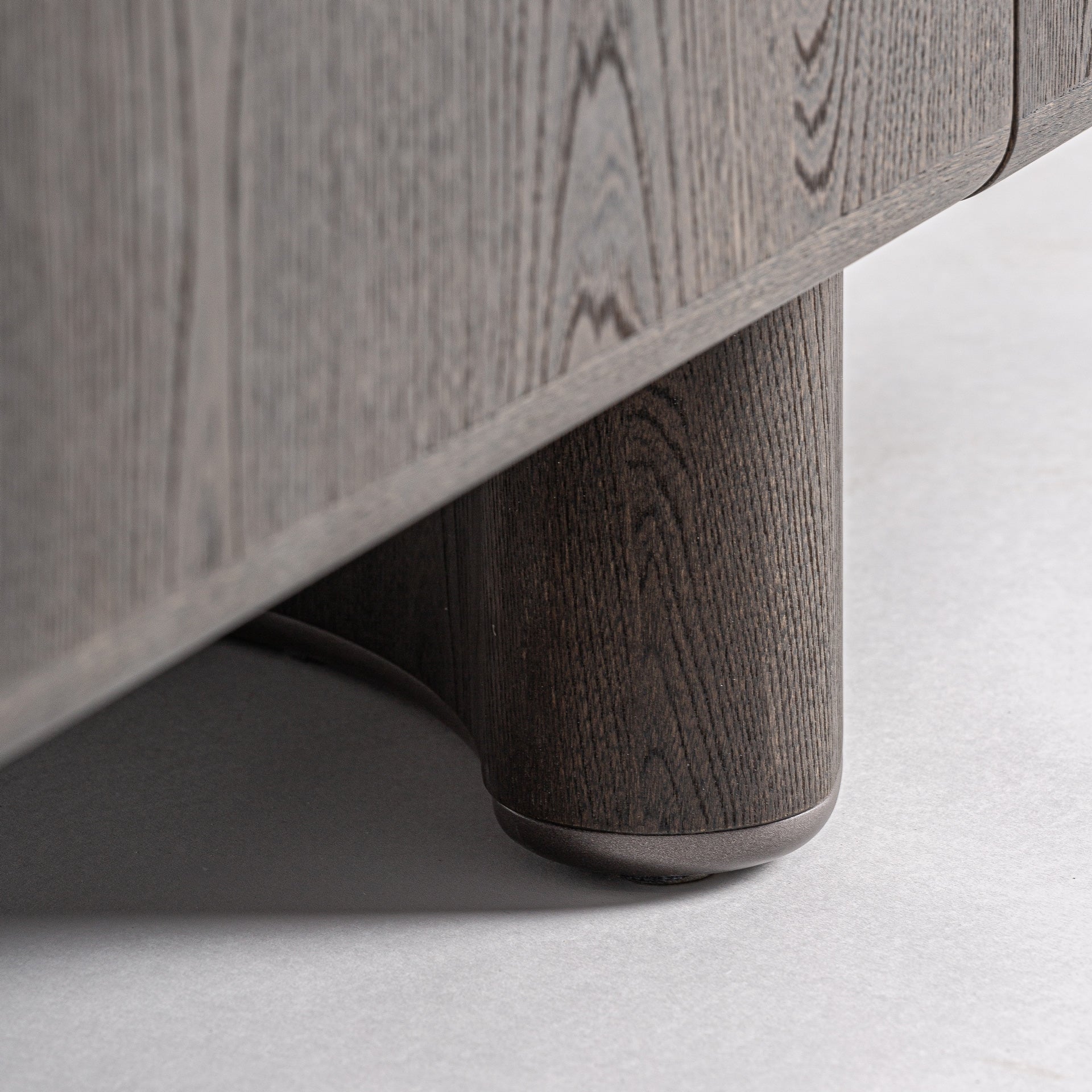 Buffet rangement bois texturé marron foncé | VICAL Pravia | REMO-HOME, mobilier design et décoration d'intérieur