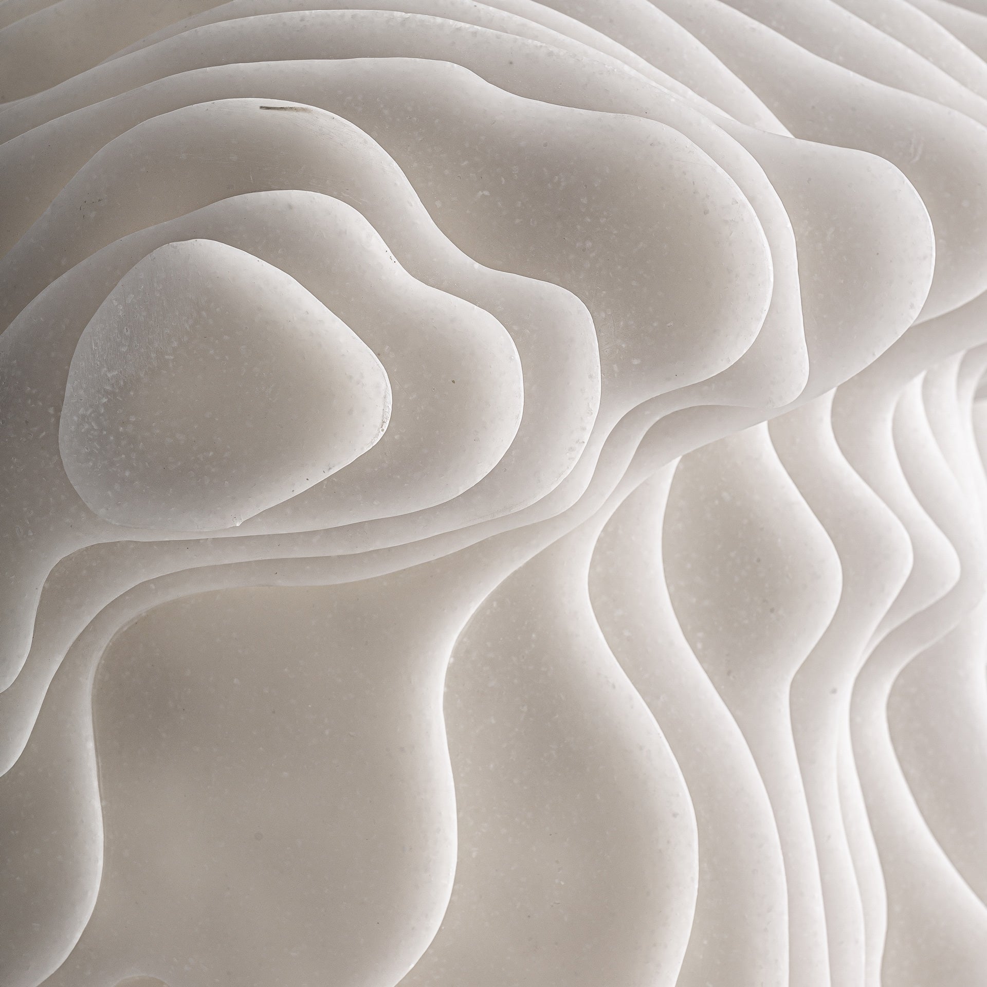 Buste sculptural abstrait en résine grise | VICAL Maya | REMO-HOME, mobilier design et décoration d'intérieur