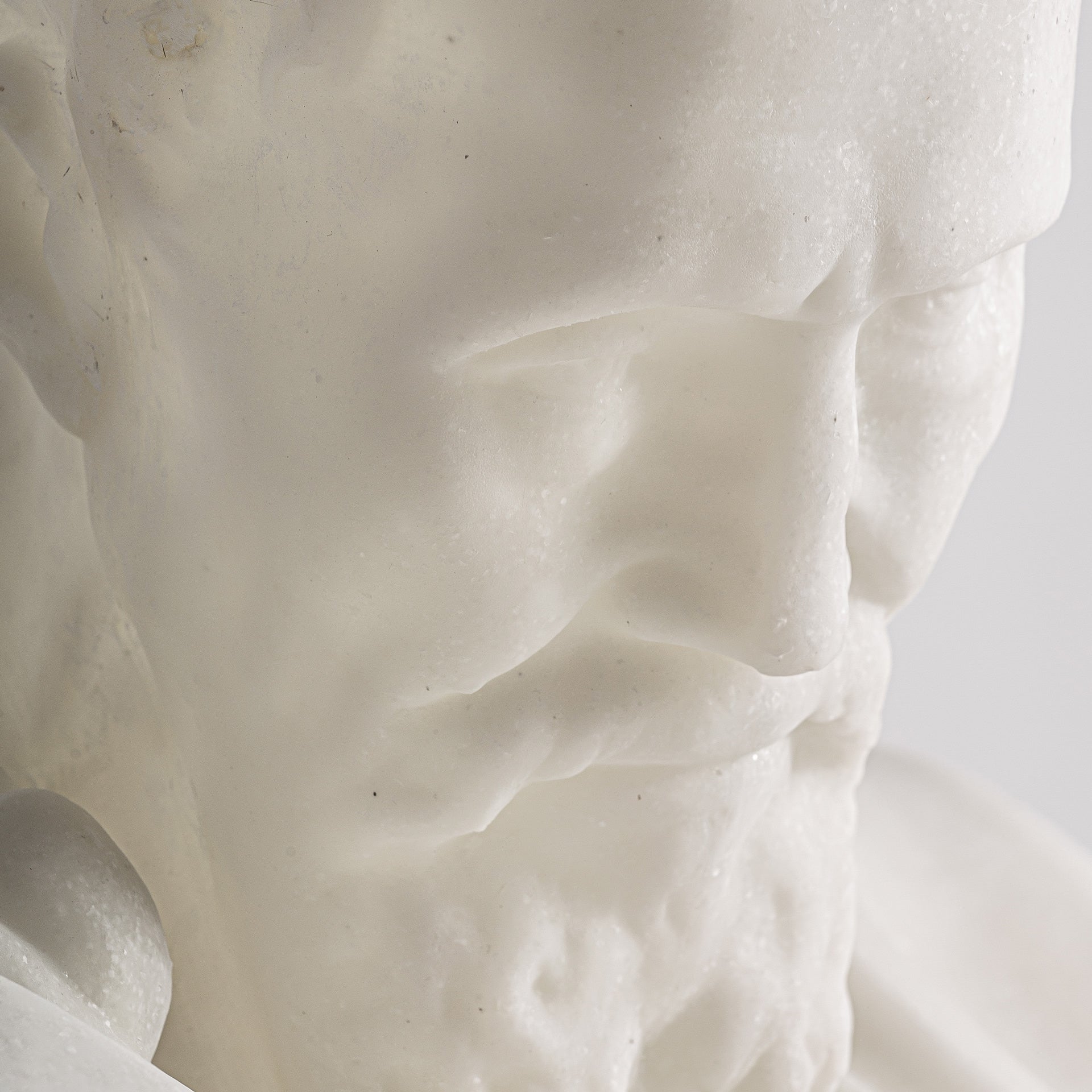 Buste sculptural en résine blanche | VICAL Madge | REMO-HOME, mobilier design et décoration d'intérieur