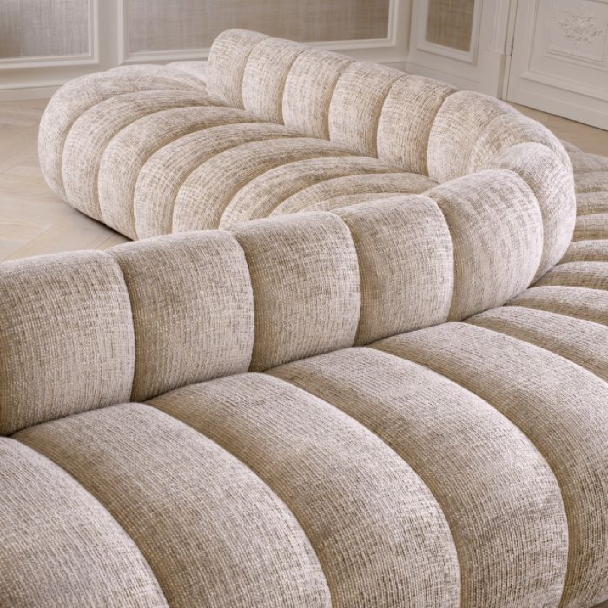 Canapé 10 places en tissu beige | Eichholtz Alison | REMO-HOME, mobilier et décoration d'intérieur