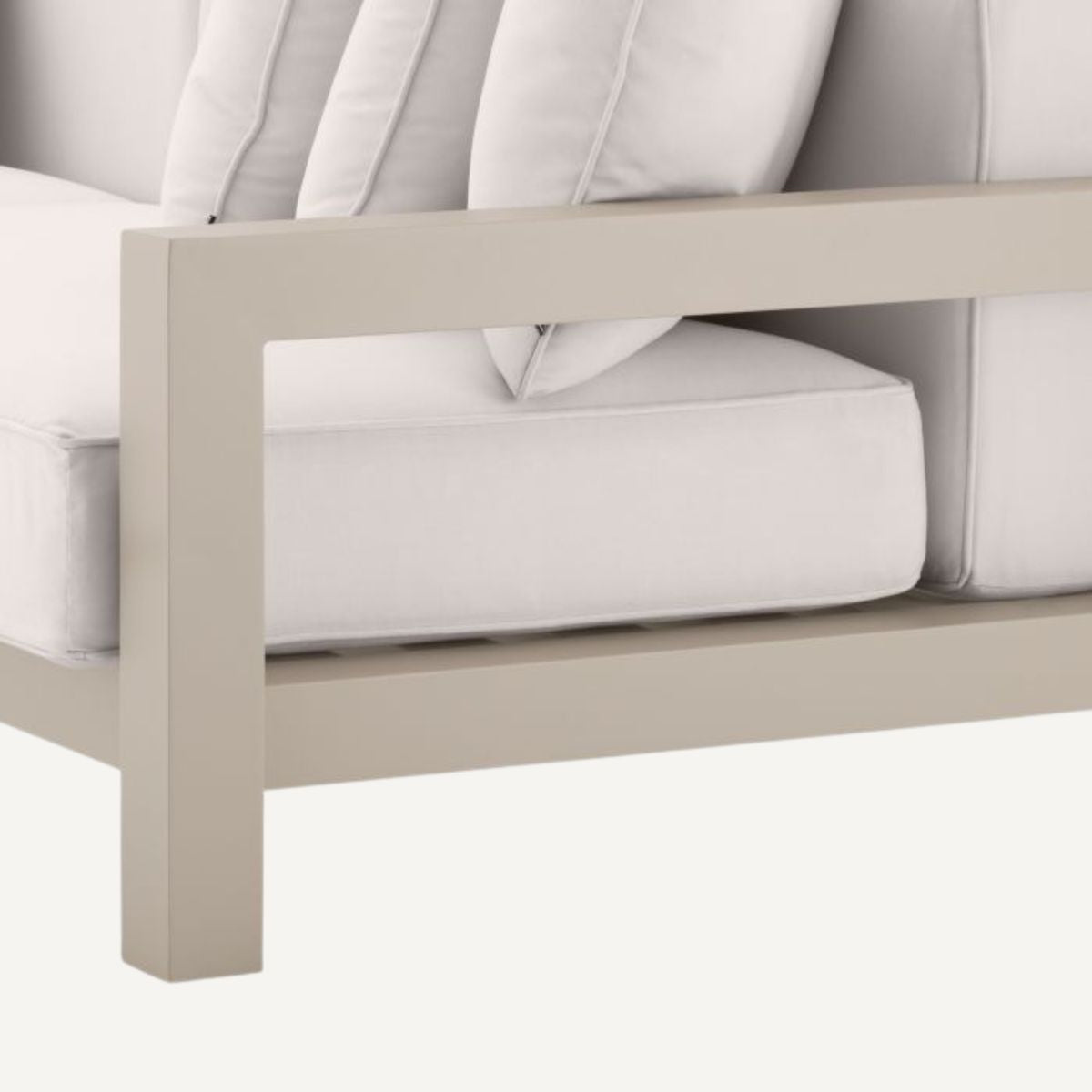 Canapé d'extérieur 3-4 places en métal sable | Eichholtz Cap-Antibes | REMO-HOME, mobilier et décoration d'intérieur