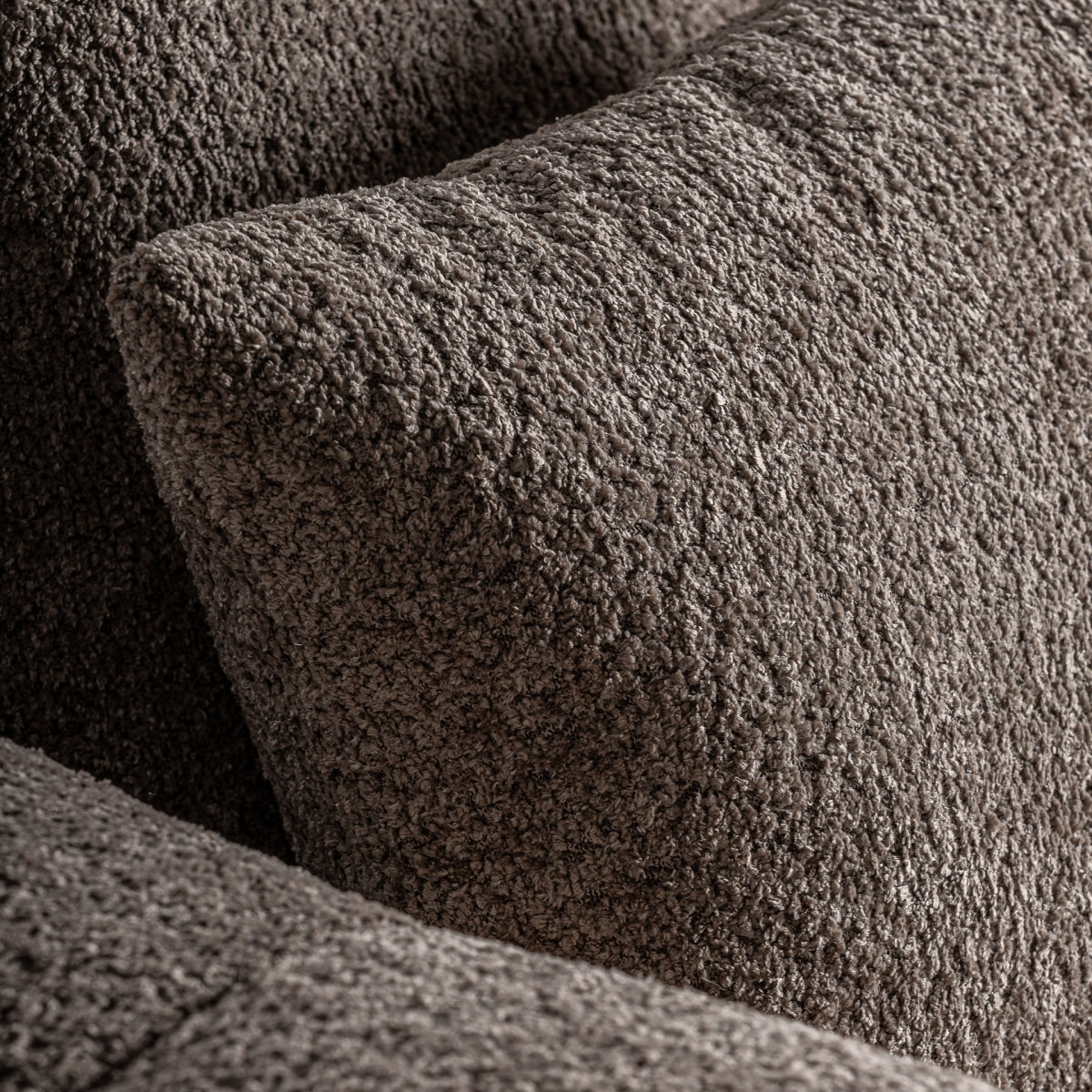 Canapé 3-4 places en tissu marron | VICAL Barlin | REMO-HOME, mobilier design et décoration d'intérieur