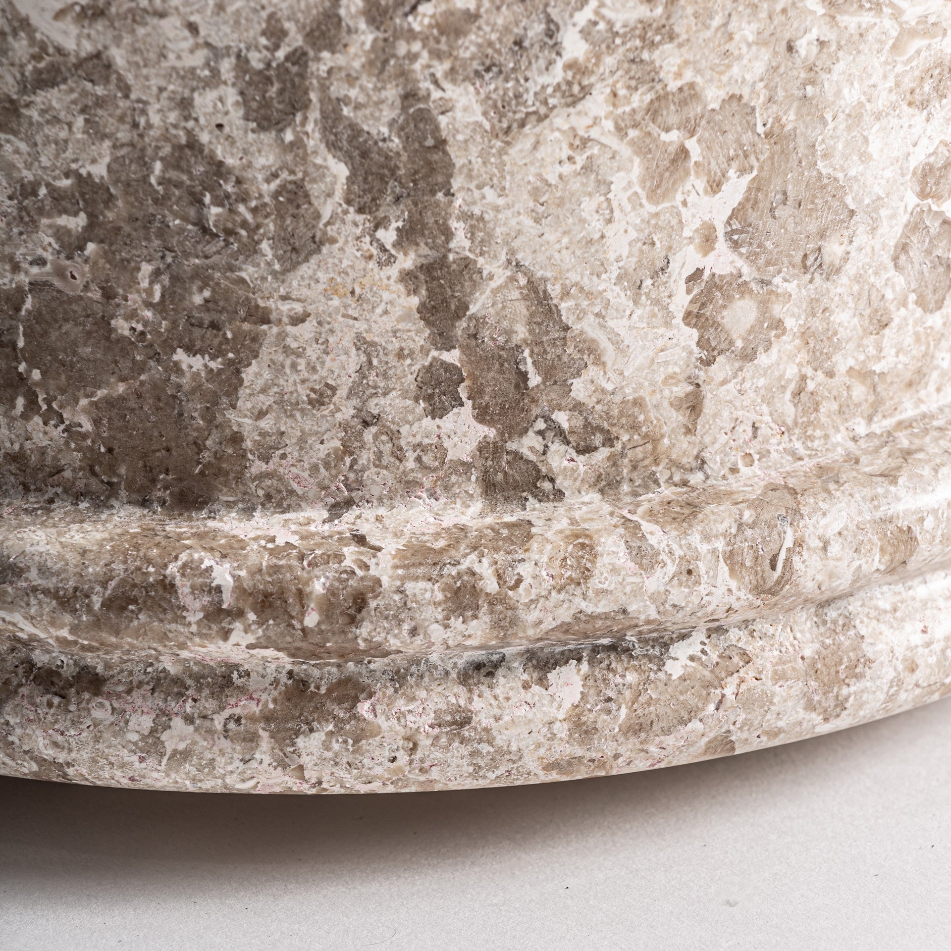 Centre de table marbre beige mat | VICAL Trava | REMO-HOME, mobilier design et décoration d'intérieur