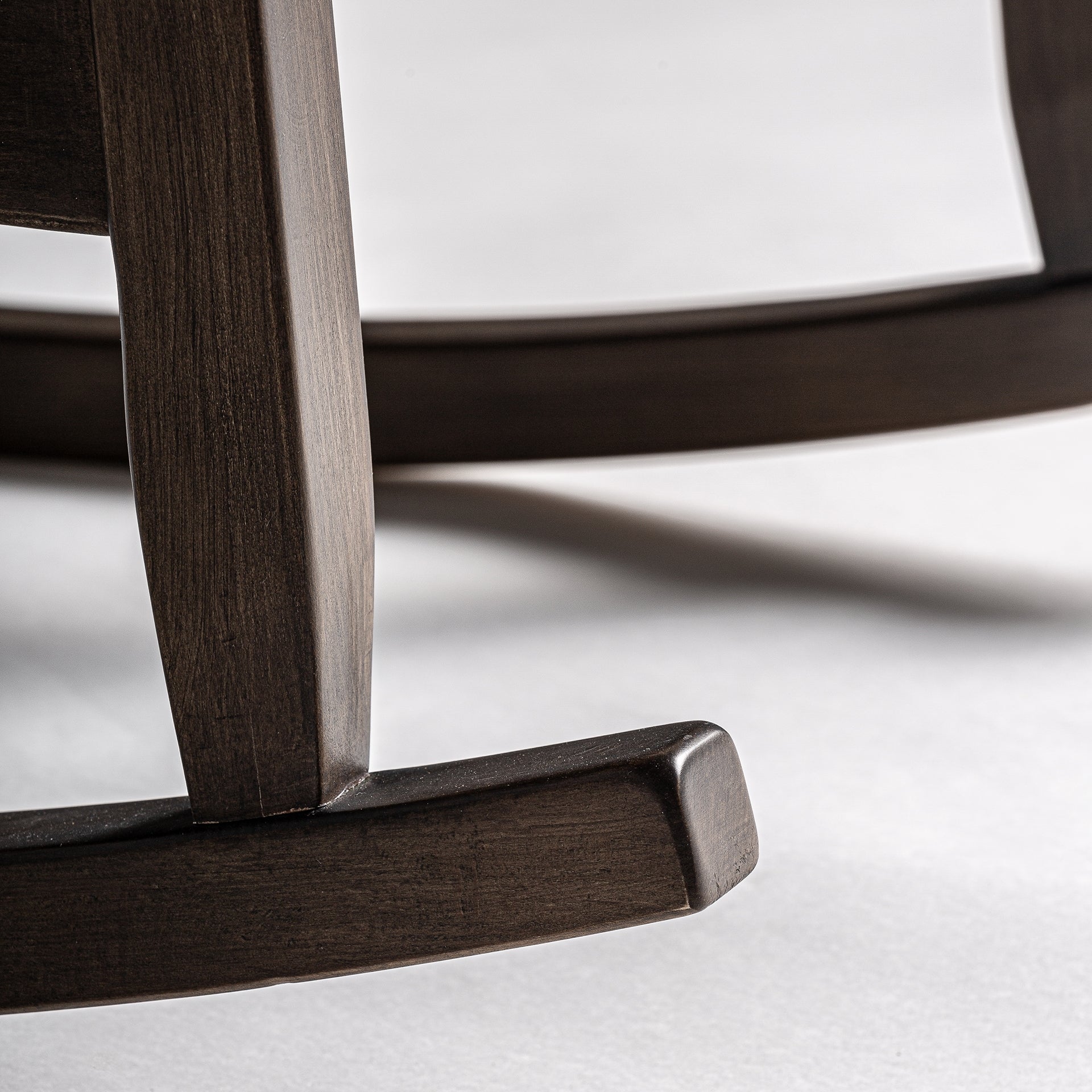 Chaise à bascule design tissu et bois | VICAL Kelly | REMO-HOME, mobilier design et décoration d'intérieur