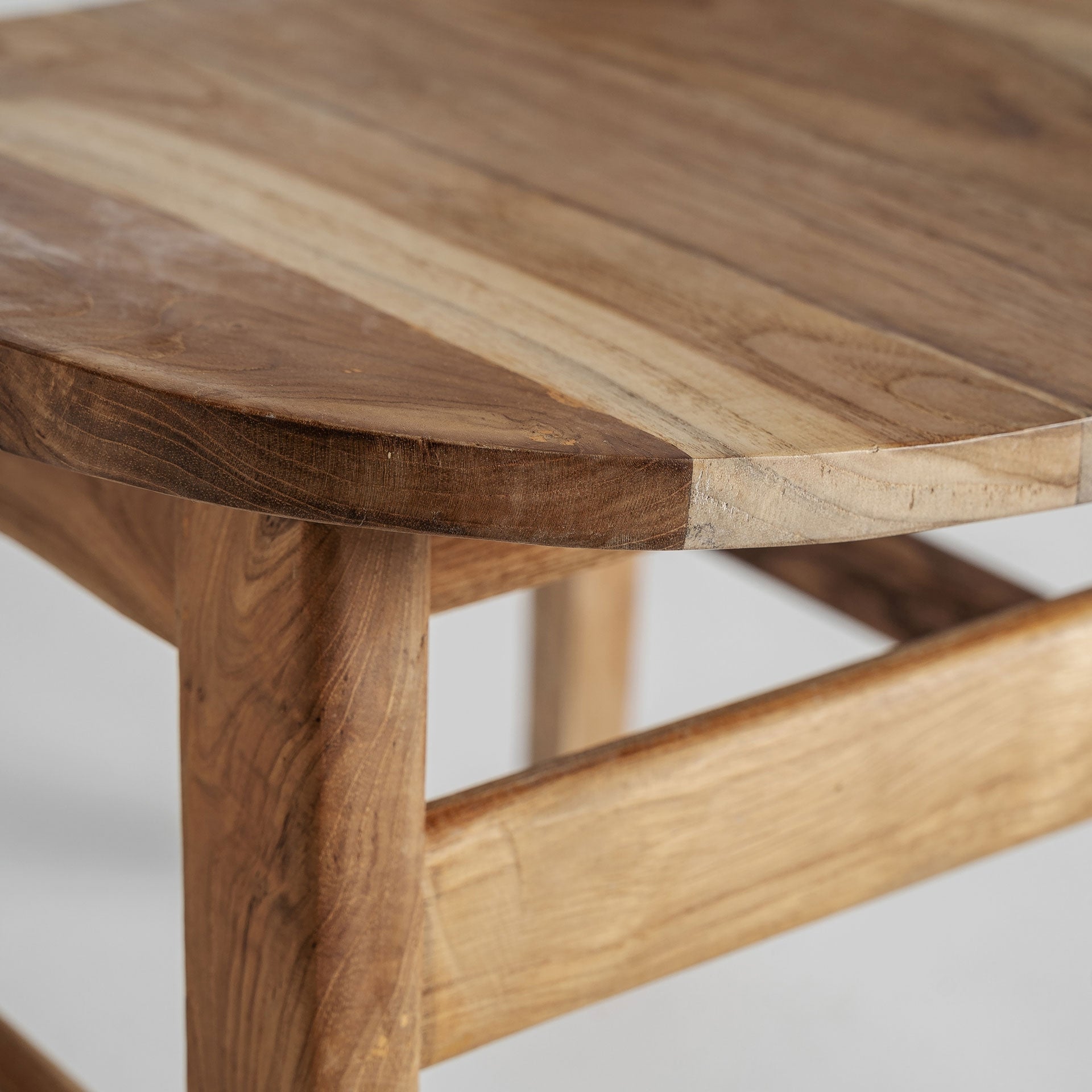 Chaise bois teck et rotin naturel tressé | VICAL Bludenz | REMO-HOME, mobilier design et décoration d'intérieur