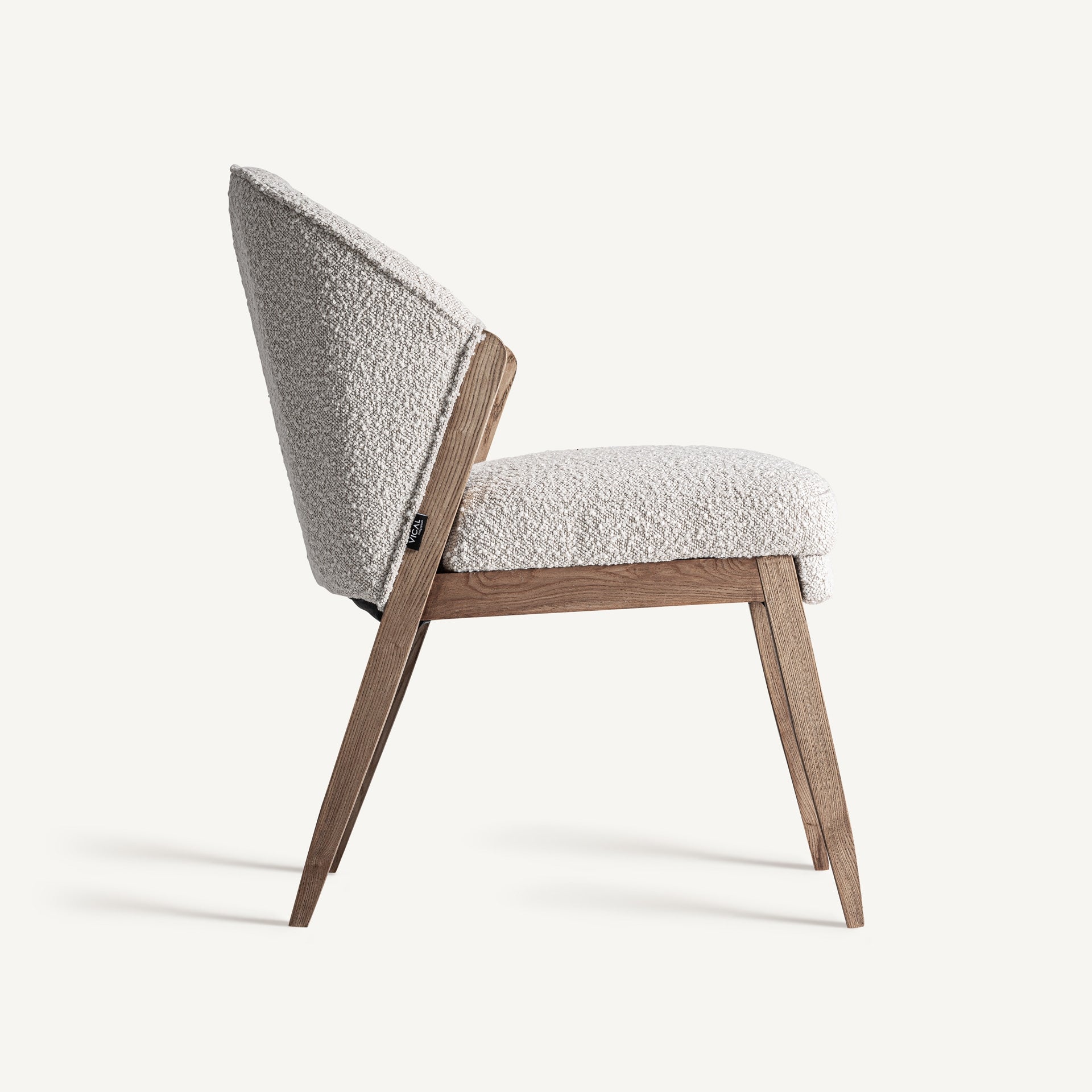 Chaise bouclé pin blanc cassé | VICAL Gueret | REMO-HOME, mobilier design et décoration d'intérieur