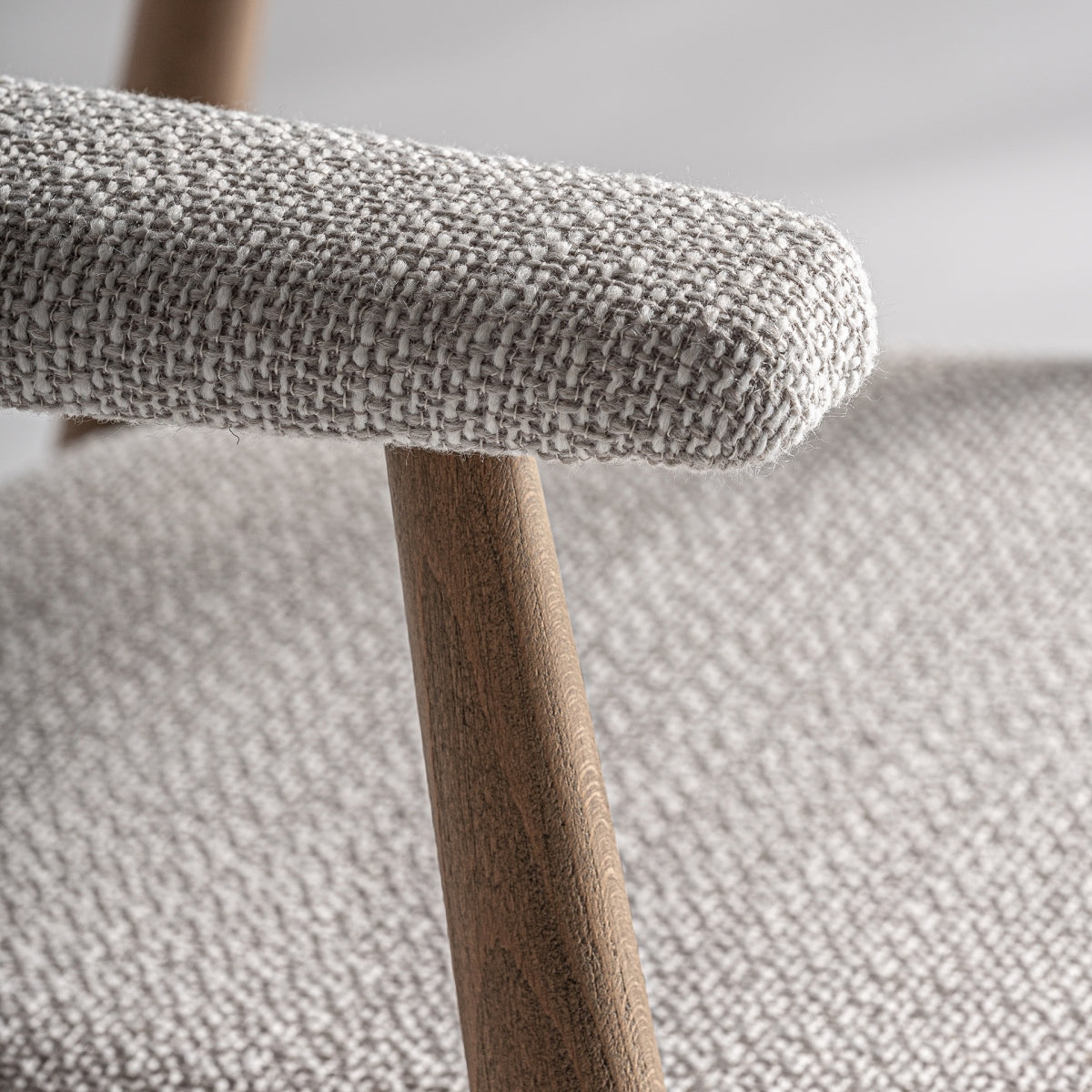 Chaise en bois de hêtre et gris marbré | VICAL Dilbeek | REMO-HOME, mobilier design et décoration d'intérieur