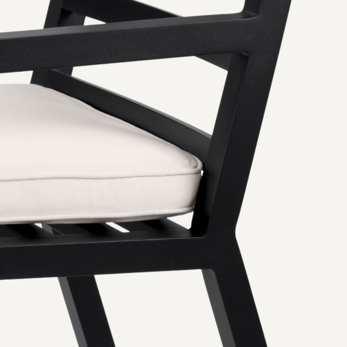 Chaise extérieure en métal noir | Eichholtz Delta | REMO-HOME, mobilier et décoration d'intérieur