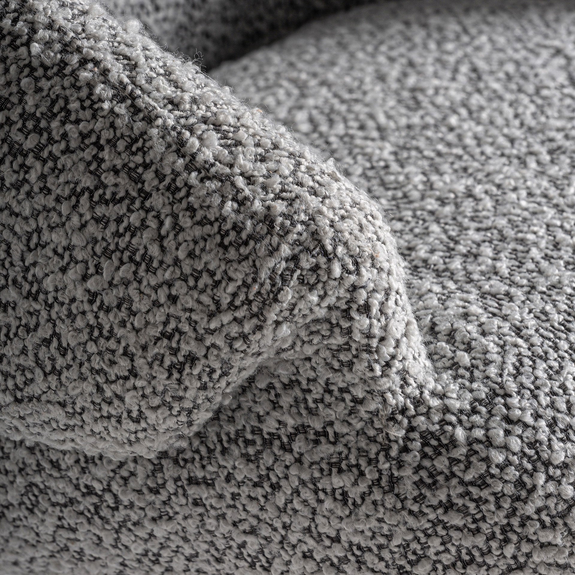 Chaise ronde en tissu gris | VICAL Jacquard | REMO-HOME, mobilier design et décoration d'intérieur