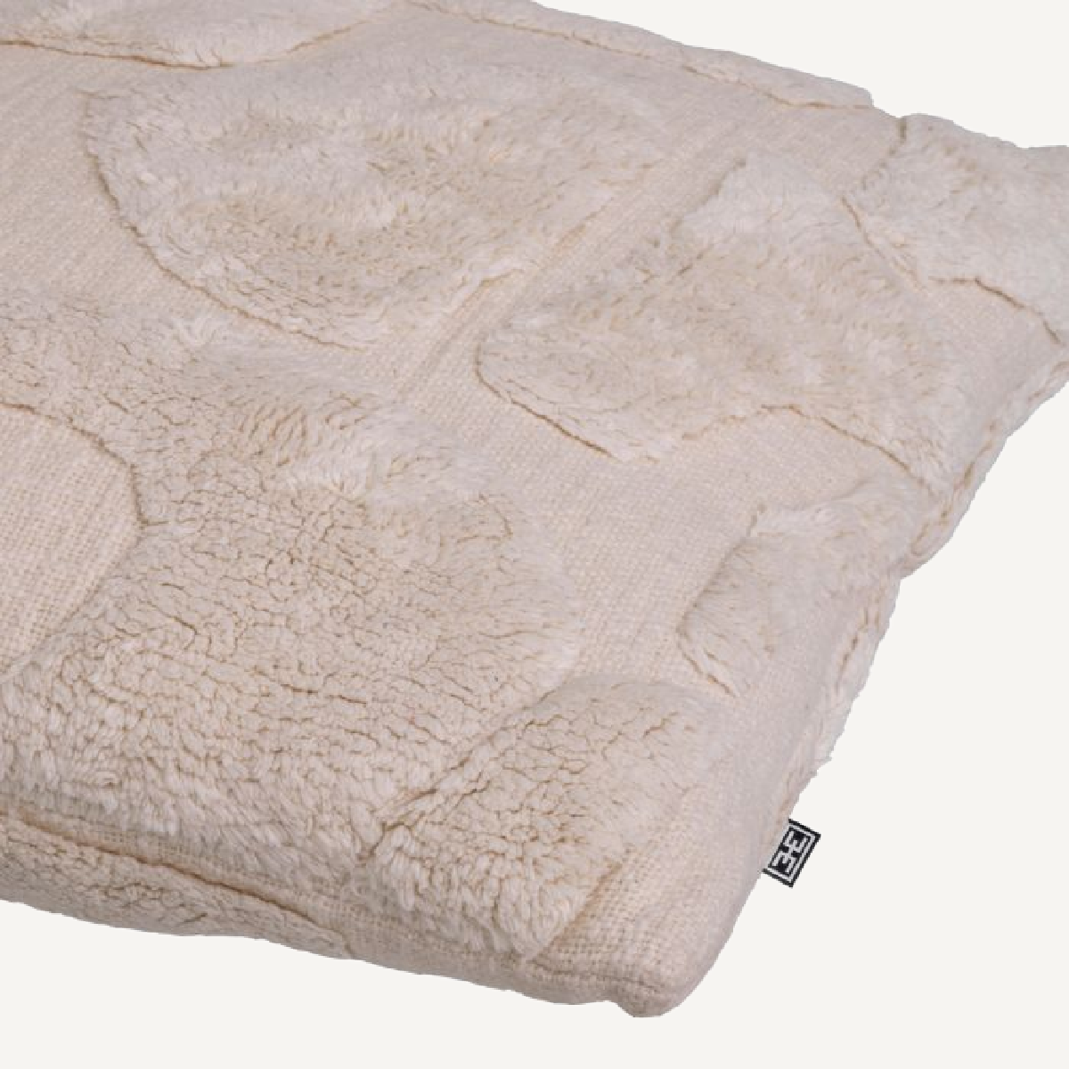 Coussin carré en coton blanc cassé | Eichholtz Menos L | REMO-HOME, mobilier et décoration d'intérieur
