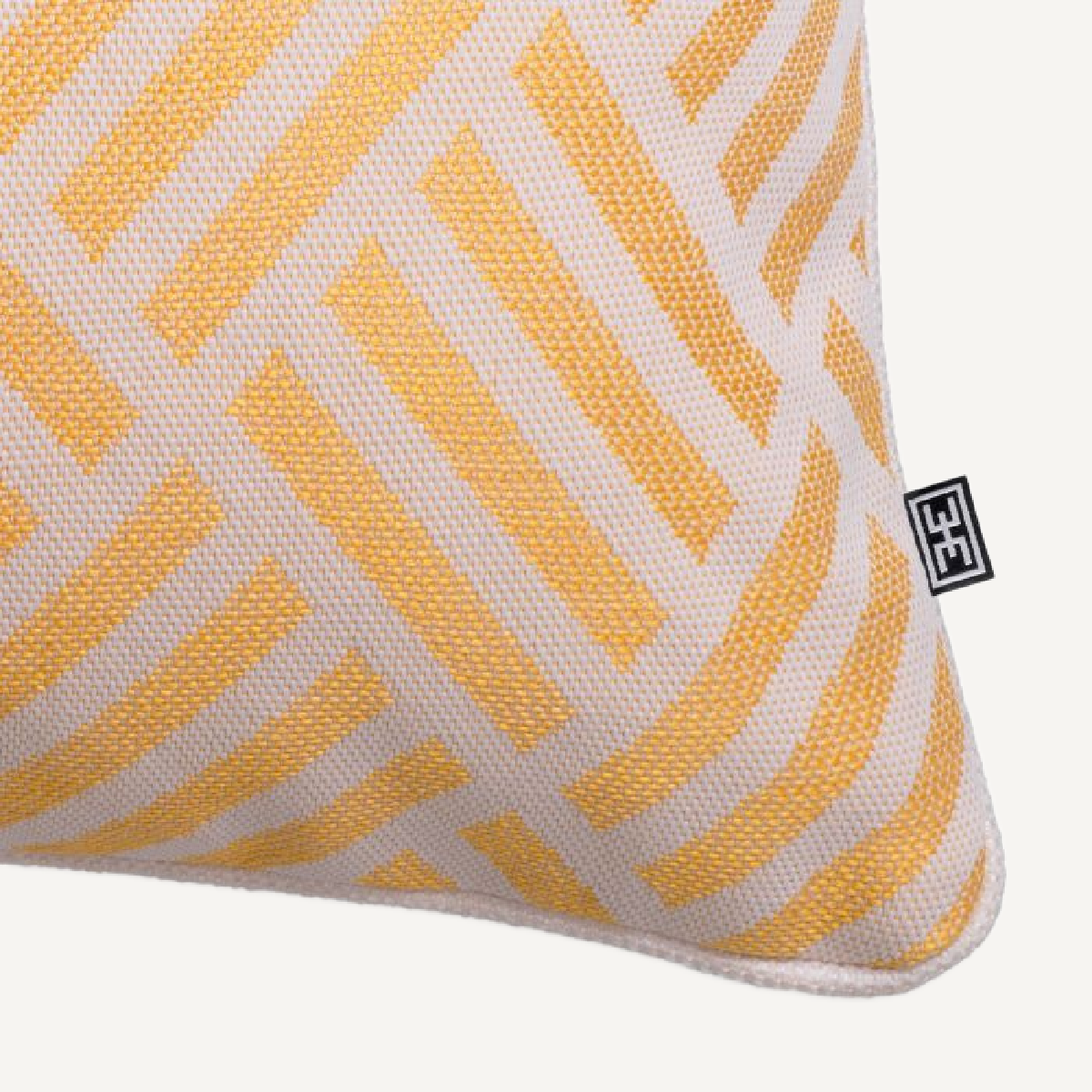 Coussin carré en tissu |aune | Eichholtz Sonel L | REMO-HOME, mobilier et décoration d'intérieur