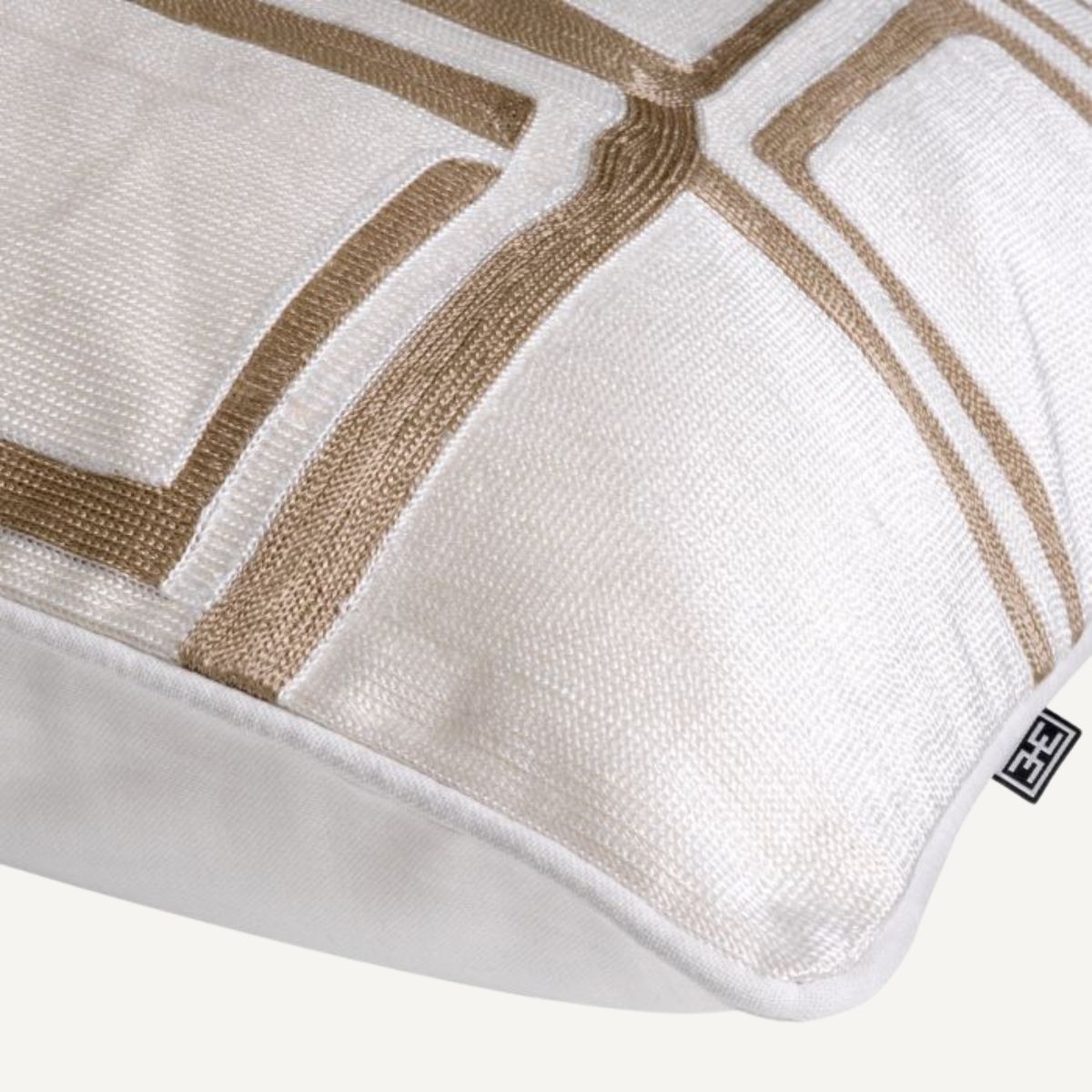 Coussin carré en tissu beige/doré | Eichholtz Ribeira | REMO-HOME, mobilier et décoration d'intérieur