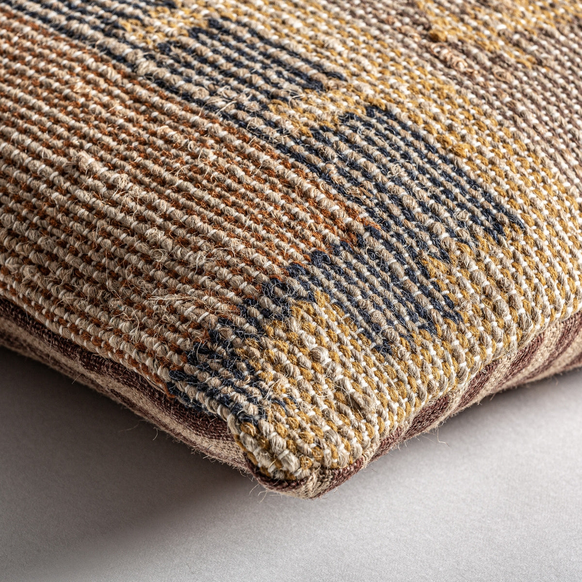 Coussin carré en jute | VICAL Jelkie | REMO-HOME, mobilier design et décoration d'intérieur