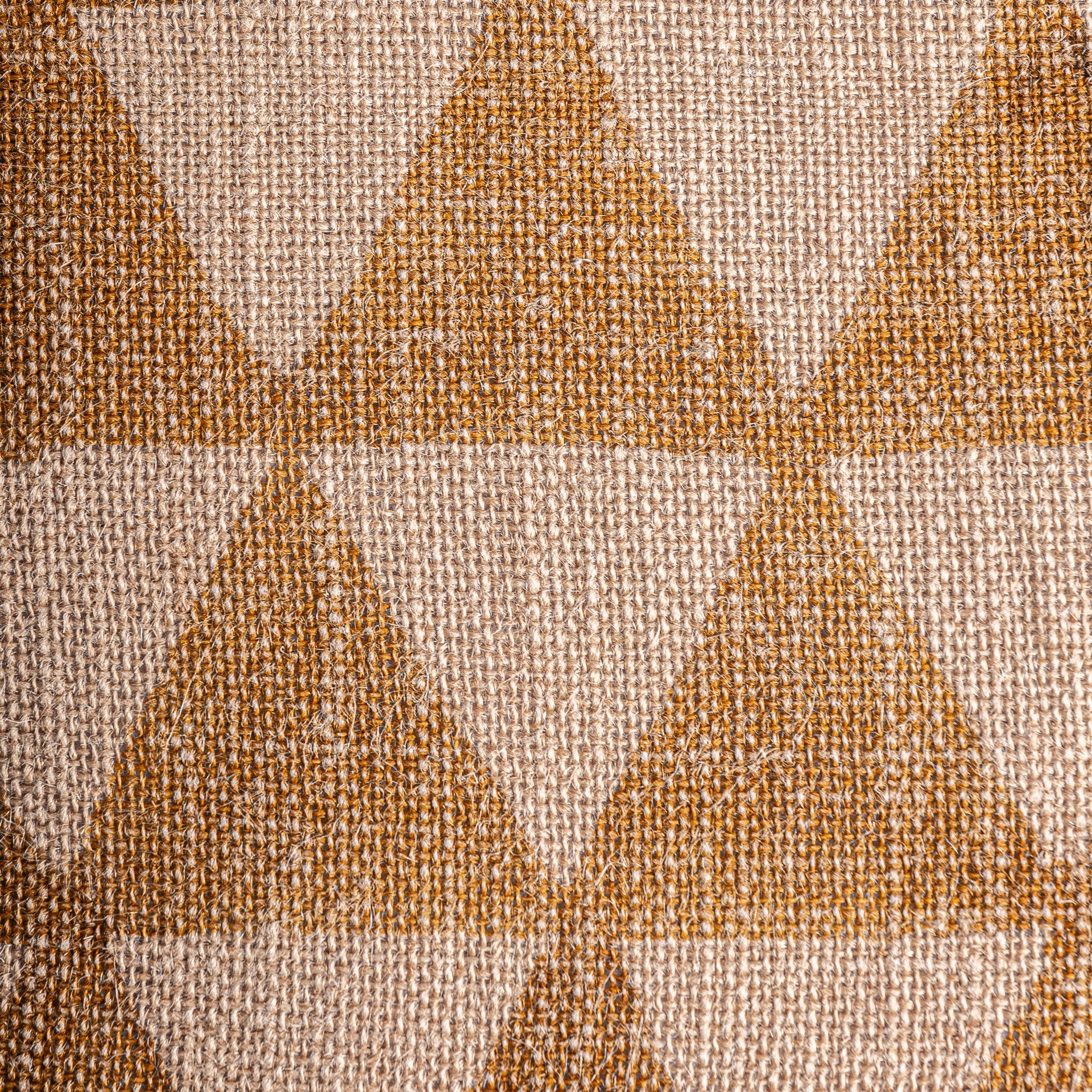 Coussin géométrique ethnique jute beige et ocre | VICAL Khonsu | REMO-HOME, mobilier design et décoration d'intérieur