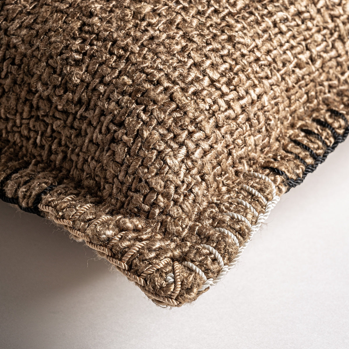 Coussin rectangulaire en coton marron | VICAL Aziel | REMO-HOME, mobilier design et décoration d'intérieur